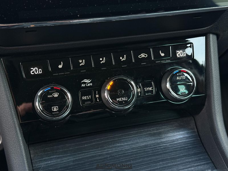 Škoda Superb (2021) 2.0 TDI DSG Matrix, Travel Ass - fotka 22 z 26