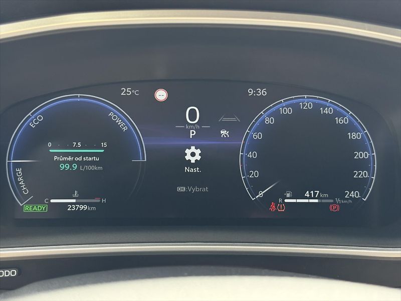 Toyota Corolla Cross 2,0 Style Tech, 4x4 - Rezerv. - fotka 11 z 22