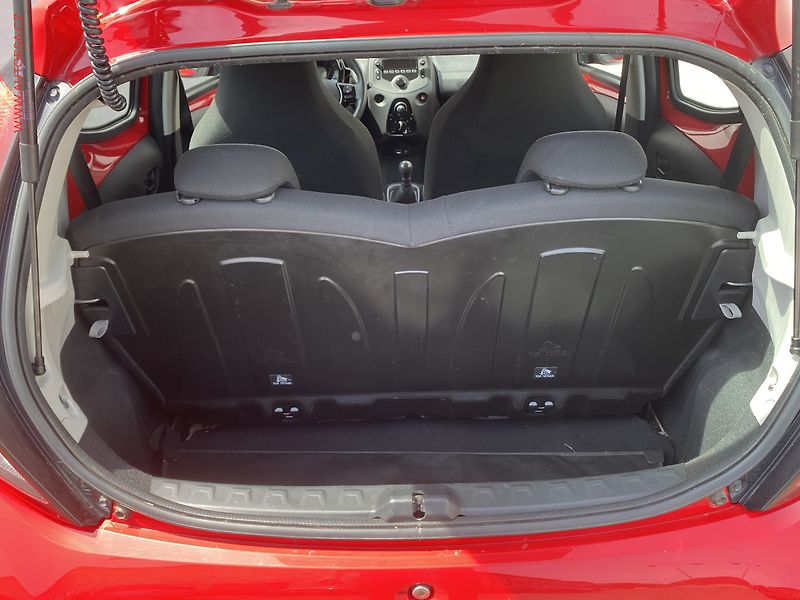 Toyota Aygo (2021) 1.0 VVT-i, 1.maj,ČR, AC, - fotka 7 z 13