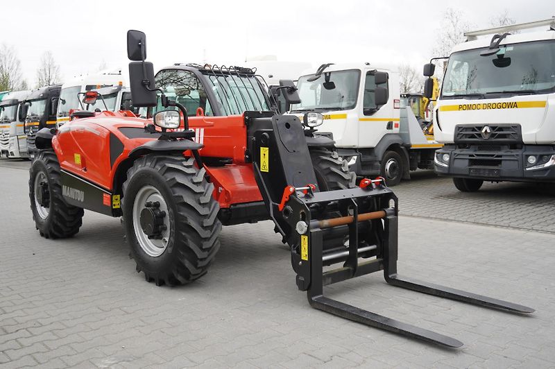 Manitou (2022) MT 730 H / 7 m reach / 3 t - fotka 7 z 24