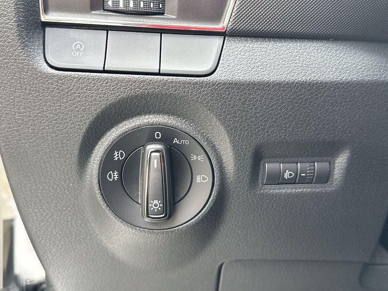 Škoda Fabia (2021) Combi 1.0 TSI Ambition + - fotka 13 z 29