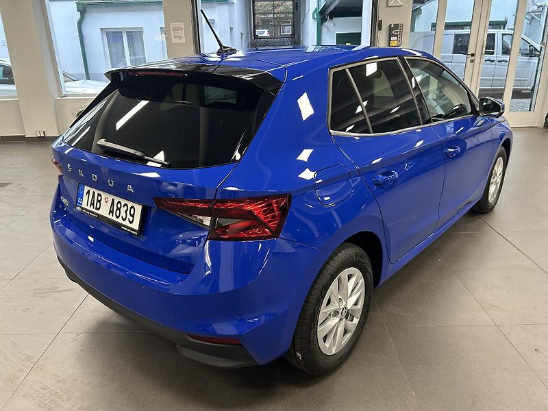 Škoda Fabia (2022) 1.0TSi DSG Style LED 81kW - fotka 4 z 23