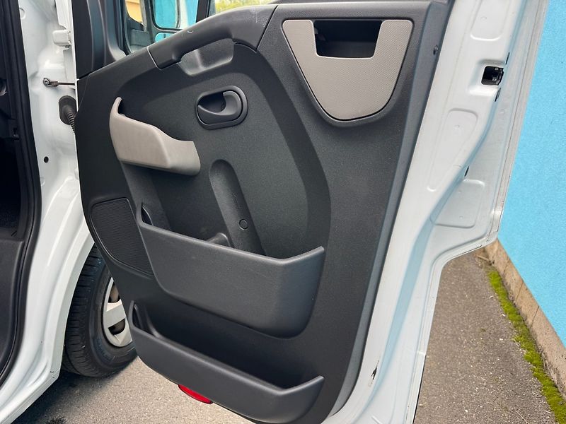 Renault Master (2016) 2.3 Maxi chlaďák 100kW - fotka 30 z 50