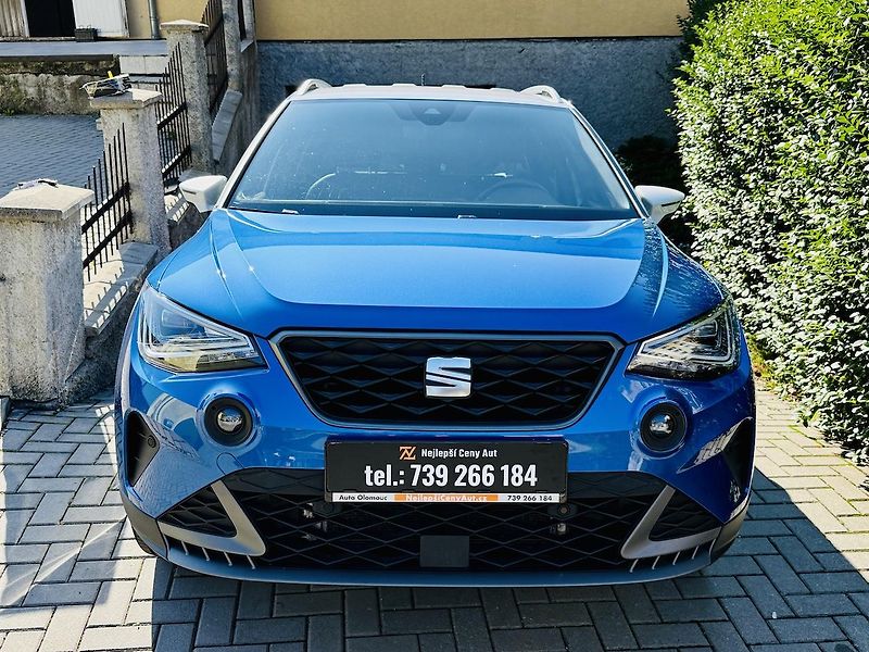 Seat Arona (2023) 1.0TSi 81kW FR aut.parkovaní - fotka 2 z 18