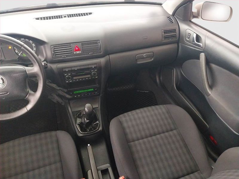 Škoda Octavia (2006) 1.6, po STK, za skvělou cenu - fotka 8 z 16
