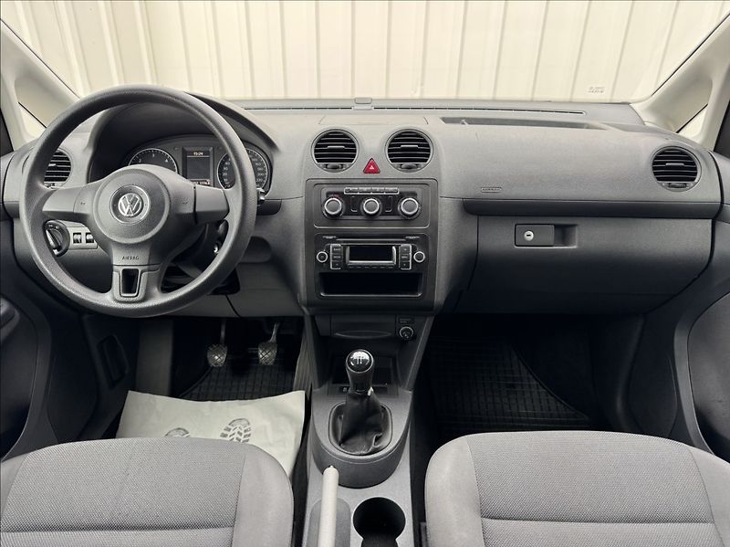 Volkswagen Caddy 1,6 TDI MAXI 7míst Webasto - fotka 31 z 50