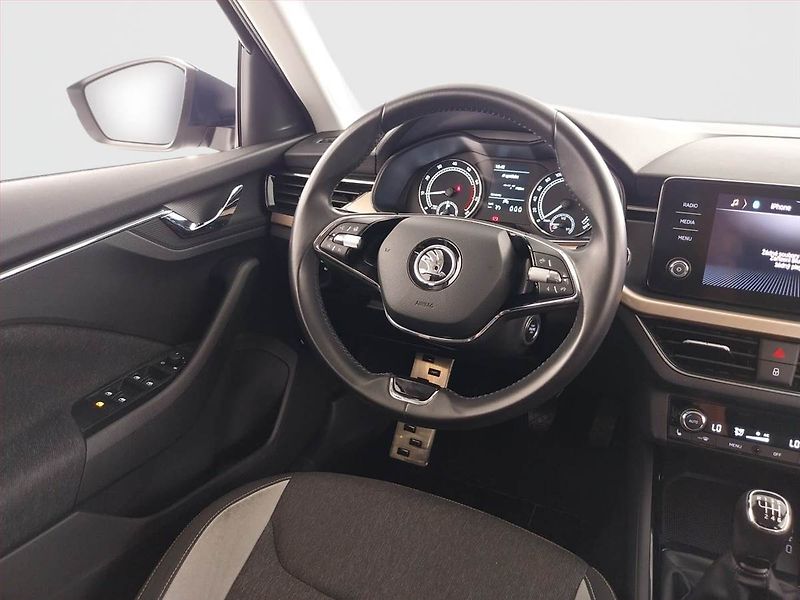 Škoda Kamiq (2021) Style 1.5 TSI - fotka 7 z 23
