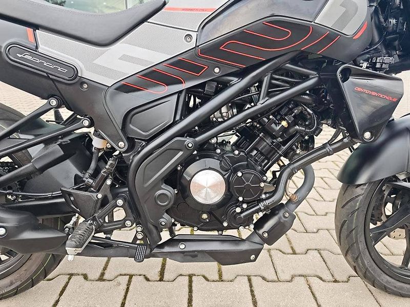 Benelli Leoncino 125 (2024) - fotka 15 z 20