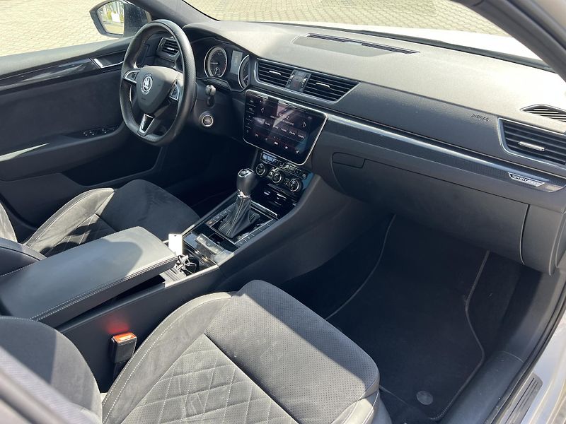 Škoda Superb 2.0 TDi Sportline nez.topeni  - fotka 10 z 18