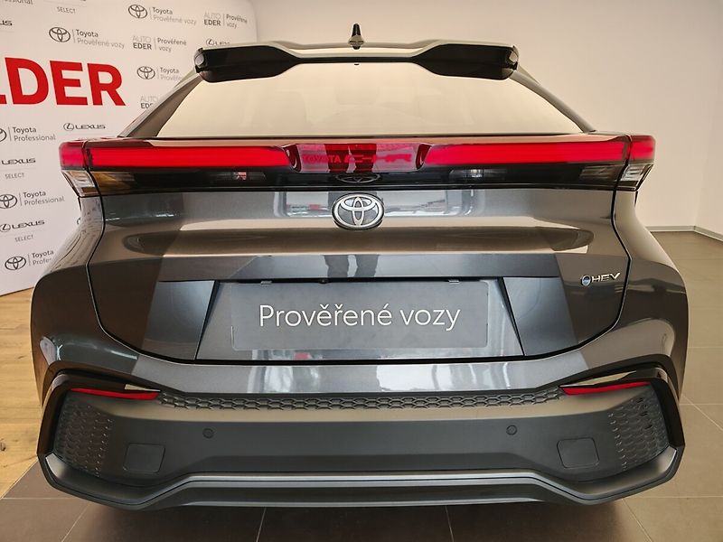 Toyota C-HR 2.0 Hybrid 4x2 Executive - fotka 5 z 48