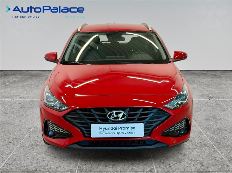 Hyundai i30 1,5 DPi COMFORT 1.MAJITEL - fotka 2 z 13