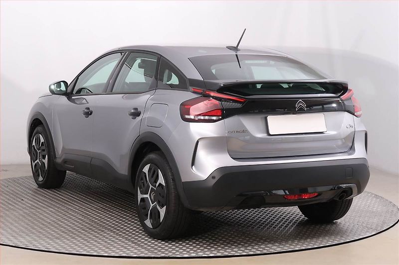 Citroën C4 (2025) 1.2 PureTech, ČR,1.maj - fotka 4 z 17