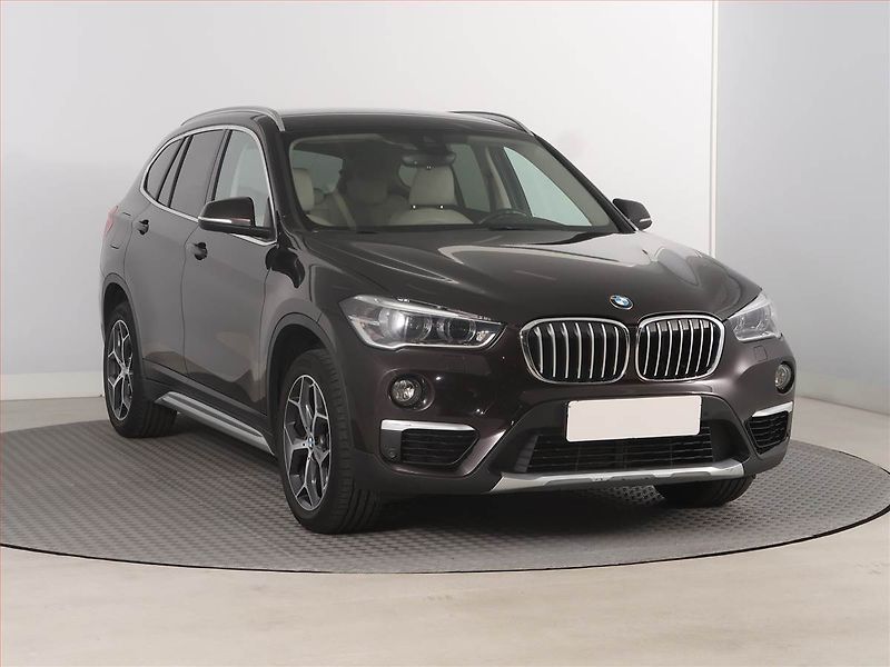 BMW X1 (2018) xDrive20i, 4X4, Automat - fotografie inzerátu
