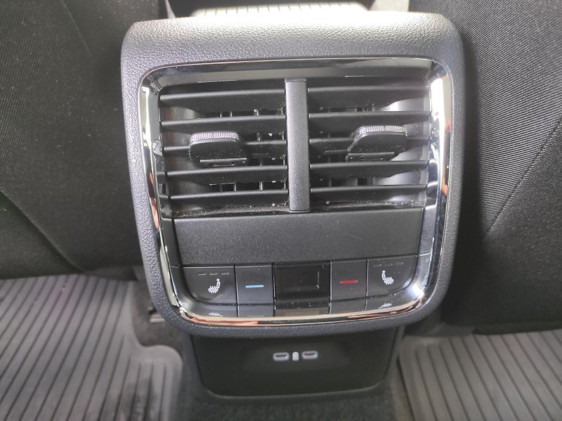 Škoda Octavia 2,0TDi 85kW, DSG, STYLE, ČR - fotka 14 z 51