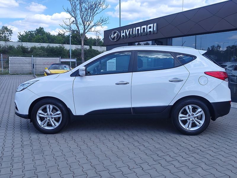 Hyundai ix35 1.7 CRDI/85kW trikolor - fotka 8 z 26