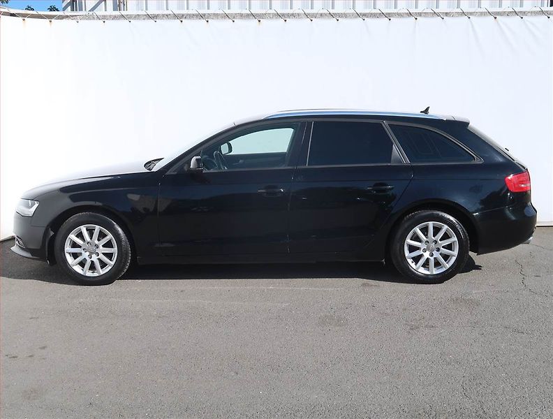 Audi A4 (2014) Ambition 2.0 TDI, Automat - fotka 3 z 18