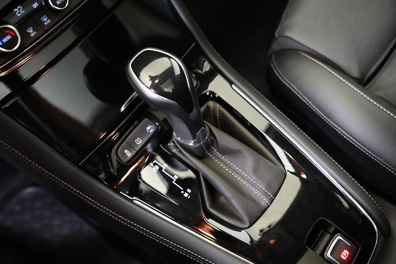 Opel Grandland X - fotka 22 z 27