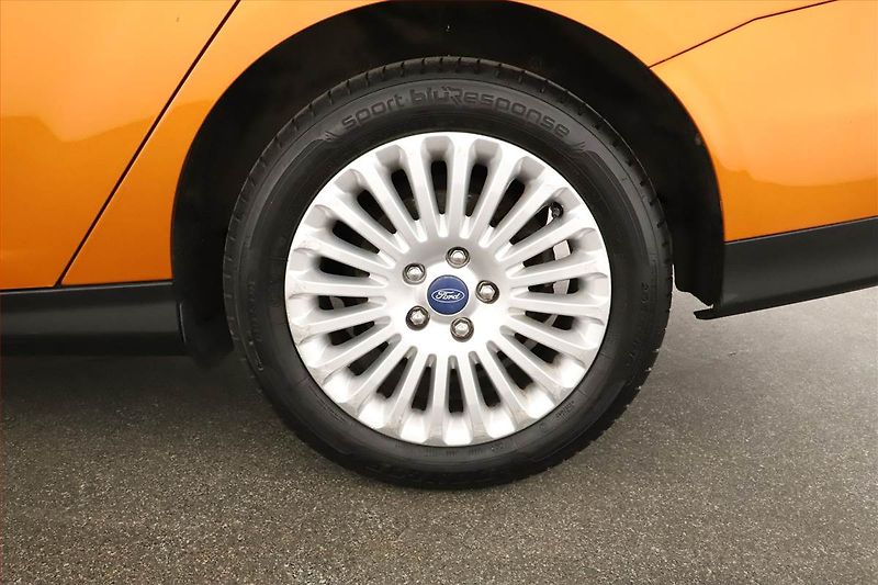 Ford Focus (2017) 1.5 EcoBoost, Tempomat - fotka 14 z 14