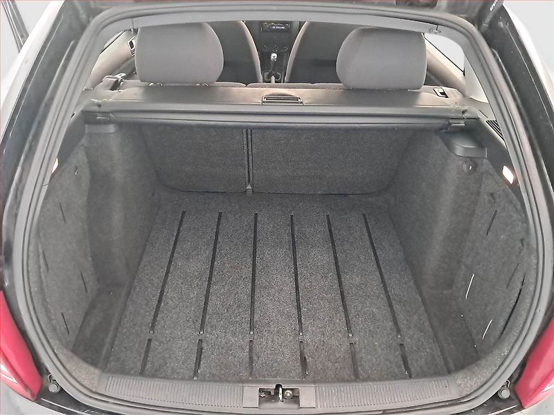 Škoda Fabia (2001) 1.4 16V, nová STK, Tažné - fotka 13 z 15