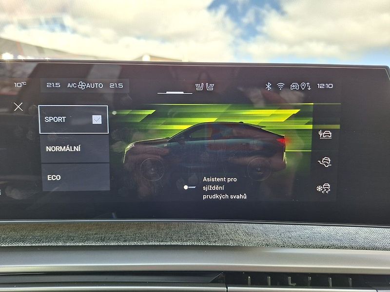 Peugeot 3008 ALLURE HYBRID 145k e-DCS6 - fotka 25 z 29