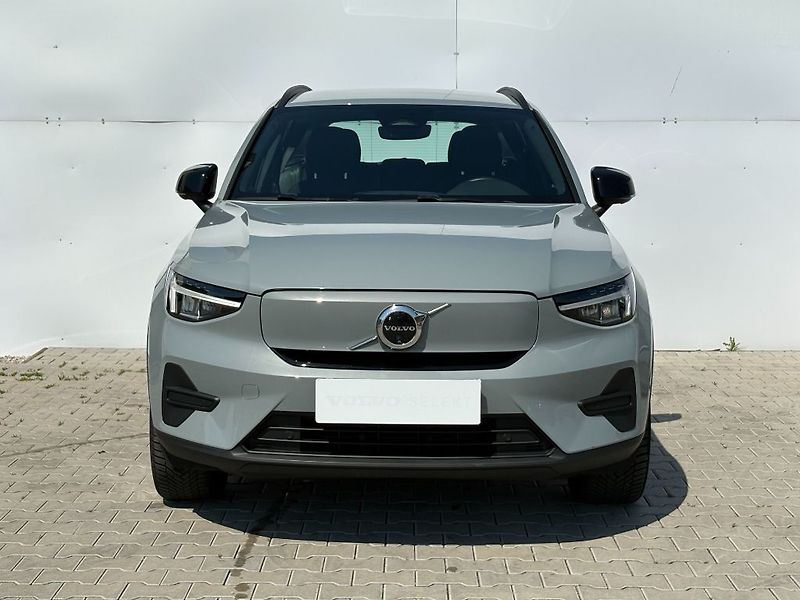 Volvo EX40 Core Single Motor 175kW - fotka 2 z 24