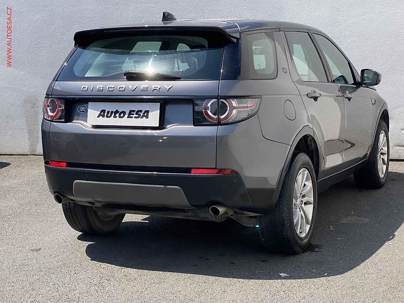 Land Rover Discovery Sport (2017) 2.0 TD4 4x4, AT, bixen, navi - fotka 4 z 18