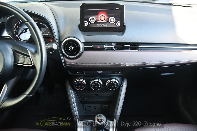 Mazda CX-3 2.0 G120 TAKUMI HUD - fotka 22 z 54