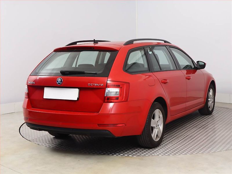 Škoda Octavia (2020) Ambition Plus 1.6 TDI, ČR - fotka 5 z 16