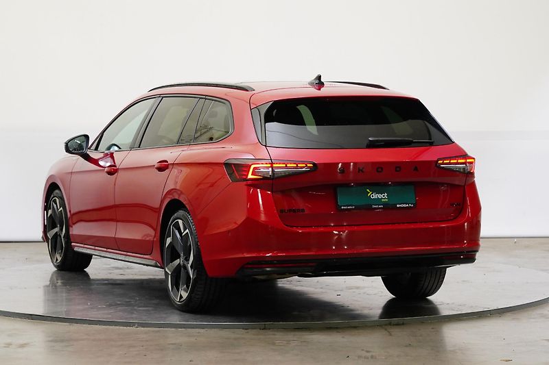 Škoda Superb - fotka 7 z 25