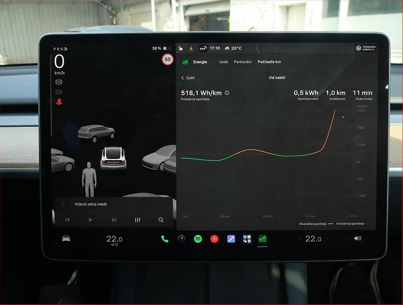 Tesla Model Y (2021) Long Range AWD 75kWh, SoH 92% - fotka 24 z 30