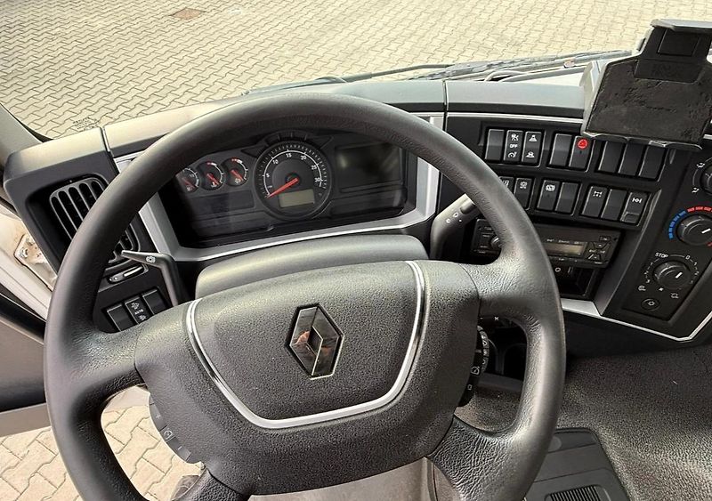 Renault Trucks D (2021) WIDE 18.380 mrazák EURO 6 - fotka 9 z 11