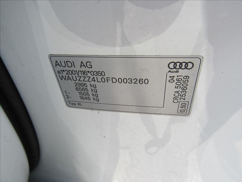 Audi Q7 3,0 TDi 180kW Quattro S-Line - fotka 28 z 30