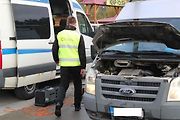 Do jihočeského měření emisí a kontrol u hotelu Sloup na silnici I/3 (bývalá E55) se zapojili policisté krajské dopravní policie, z dálničního oddělení Borek a táborští dopraváci. Vozidla se řidiči naváděli také z blízké dálnice D3.
