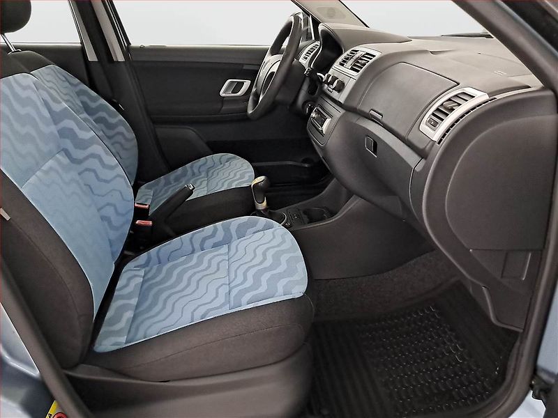 Škoda Fabia (2008) 1.2, po STK, jezdí výborně - fotka 9 z 13