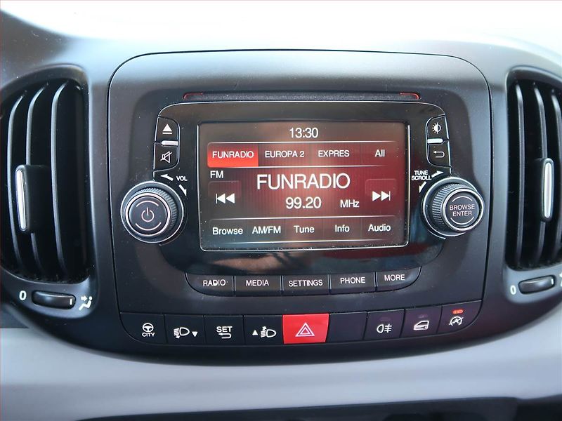 Fiat 500L (2013) 0.9 TwinAir, Tempomat - fotka 15 z 17