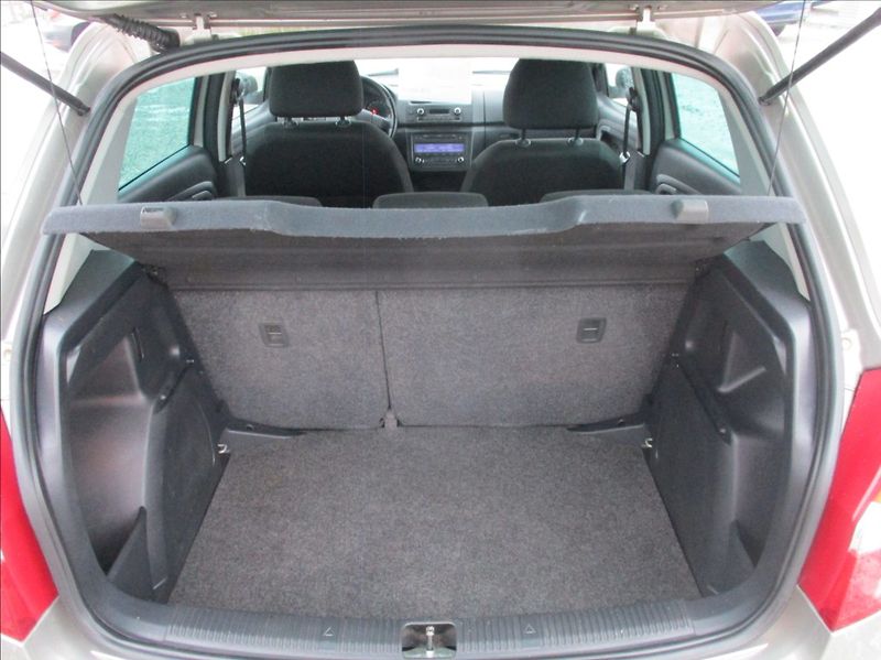 Škoda Fabia 1,2 TSI, DSG,aut.klima,servis, - fotka 9 z 38