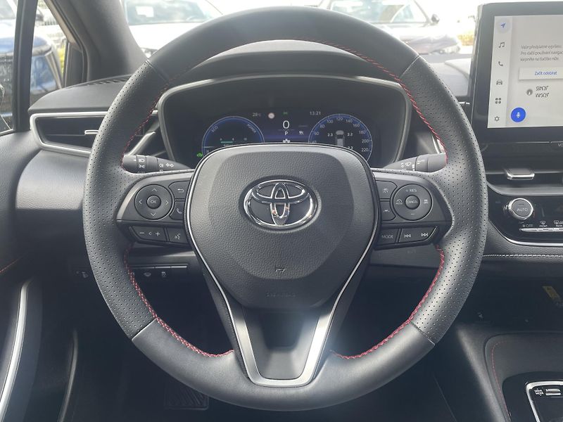 Toyota Corolla GR SPORT 1.8 Hyb. 103 kW - fotka 11 z 28