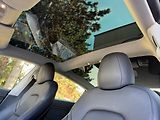 Tesla Model 3 Long Range AWD REZERVACE - náhled 14