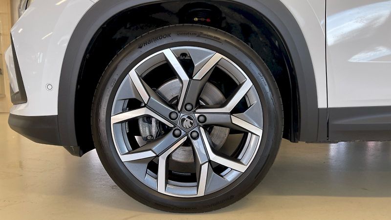 Škoda Kodiaq (2024) Exclusive Selection 2.0TDI 142 - fotka 10 z 38