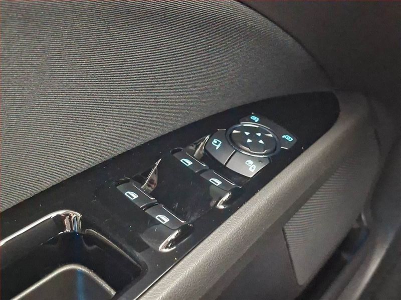 Ford Mondeo (2020) 2.0 EcoBlue, Navi, Tempomat - fotka 20 z 21
