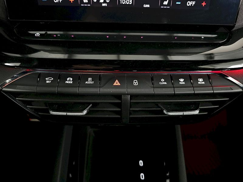 Škoda Octavia (2022) 2.0TSi 140kW 4x4 DSG SPORTLINE - fotka 12 z 30