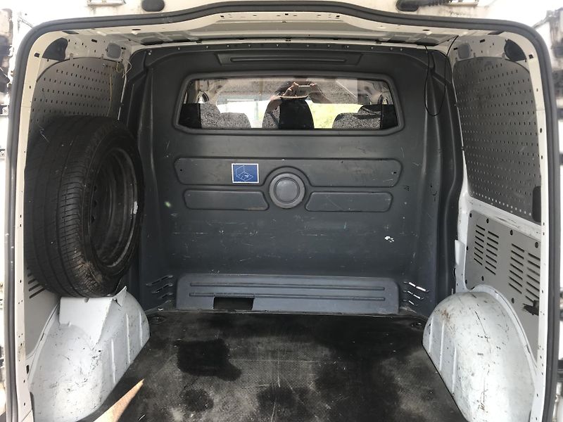 Mercedes-Benz Vito 2.2 CDI 70,KLIMA,6-MÍST,TAŽNÉ. - fotka 8 z 16