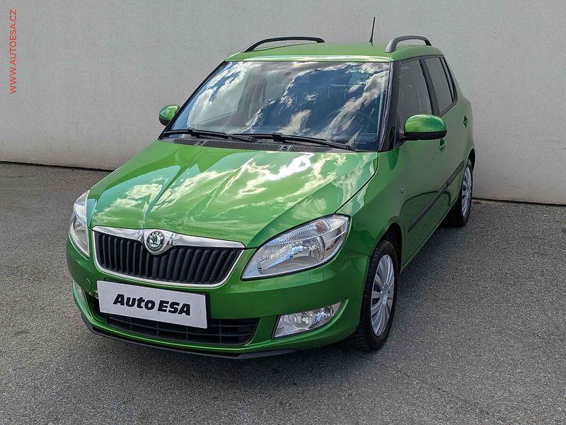 Škoda Fabia (2012) 1.2 12V, ČR, AC - fotka 3 z 15
