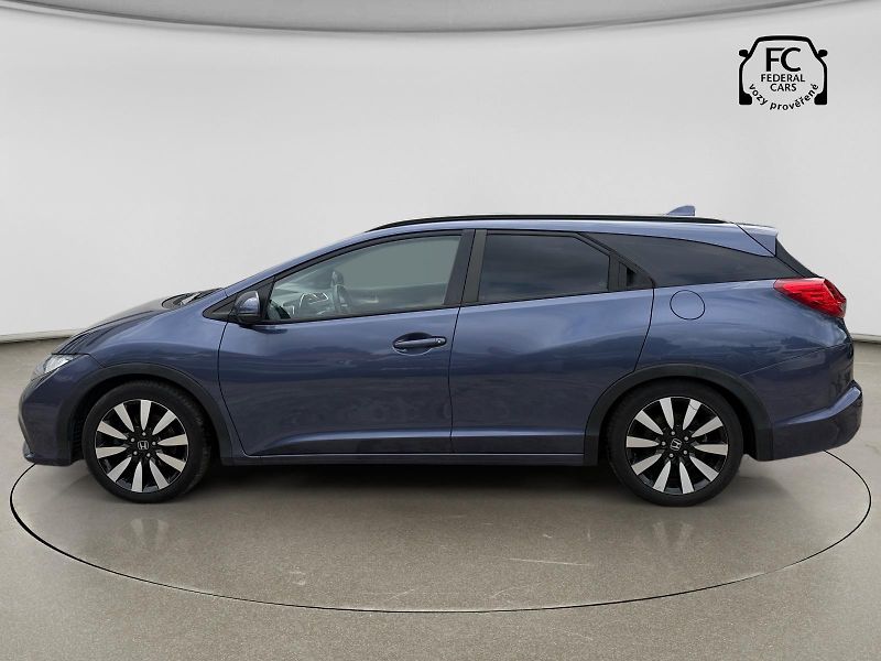Honda Civic 1.6 i-DTEC Sport Tourer - fotka 2 z 19