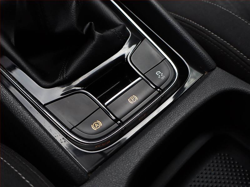 Škoda Karoq (2018) Style 2.0 TDI, 4X4, Navi - fotka 16 z 18