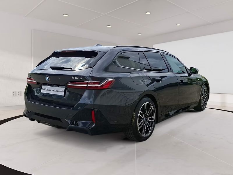 BMW Řada 5 520d xDrive M-Sport HuD Venti - fotka 8 z 16