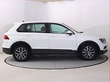 Volkswagen Tiguan (2018) 2.0 TDI, 4X4, Navi, Tempomat - náhled 6