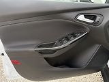 Ford Focus 1.5TDCi 88kW ČR - náhled 14