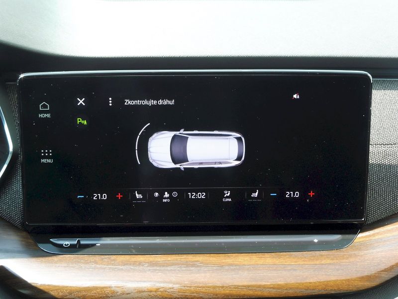 Škoda Octavia (2023) Combi Scout 2,0 TDI 147kW DSG - fotka 12 z 30