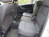 Škoda Roomster (2011) 1.6 TDI 66kW - náhled 21
